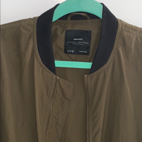 Wind proof light zip jacket - Picture 2 of 3